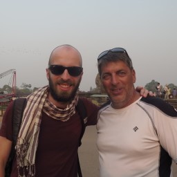 Vers Siem Reap en moto !