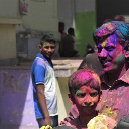 Happy Holi (ils sont fous, ces indiens !)