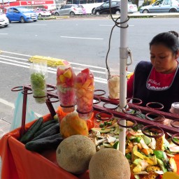 Couper la poire en deux